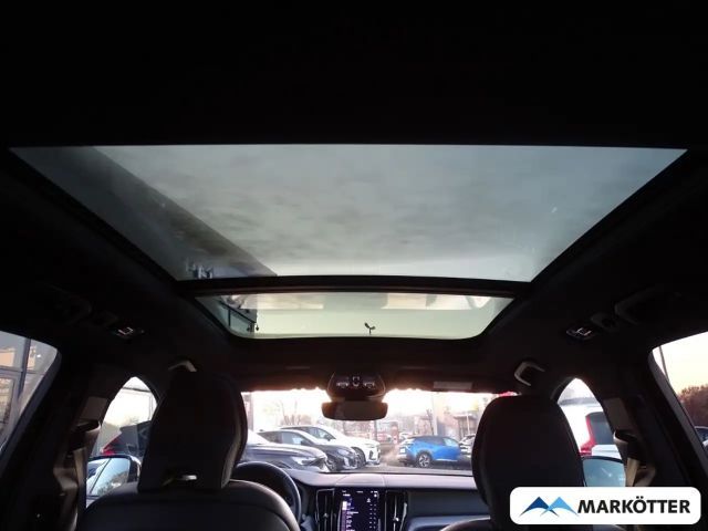 Volvo XC60 AWD R-Design