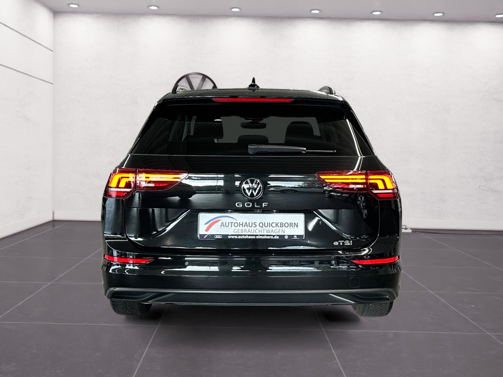 Volkswagen Golf 1.5 eTSI DSG Golf VIII Life Variant