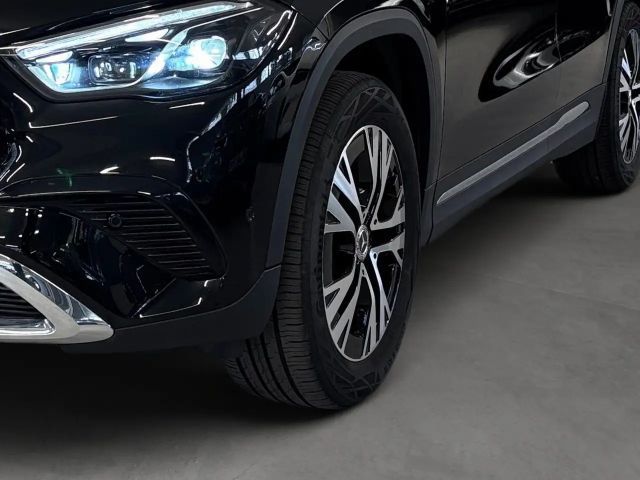 Mercedes-Benz GLA 180 Progressive