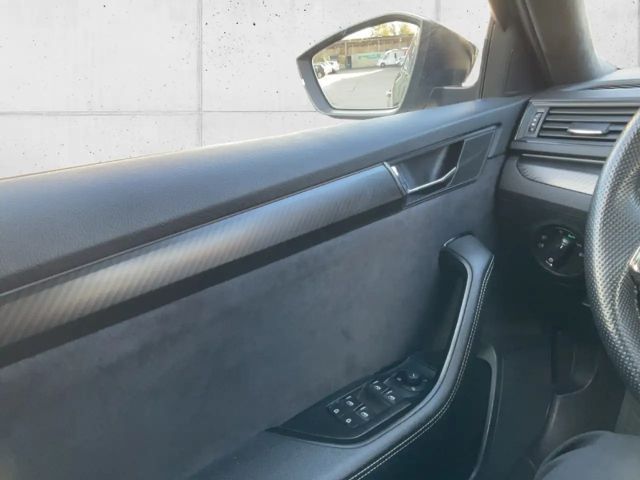 Skoda Superb 2.0 TSI 4x4 Combi Sportline