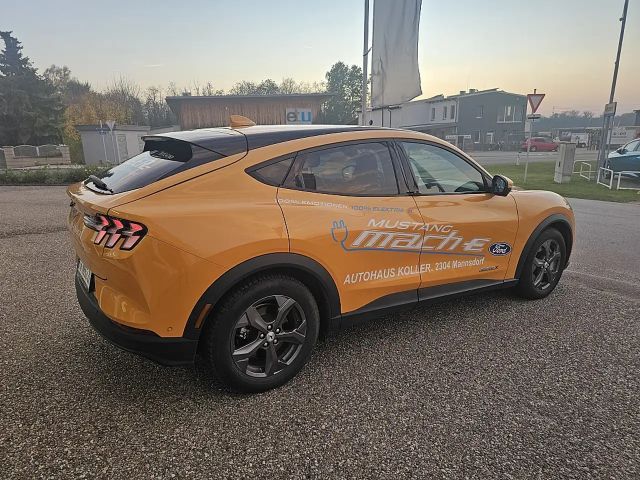 Ford Mustang Mach-E Extended range