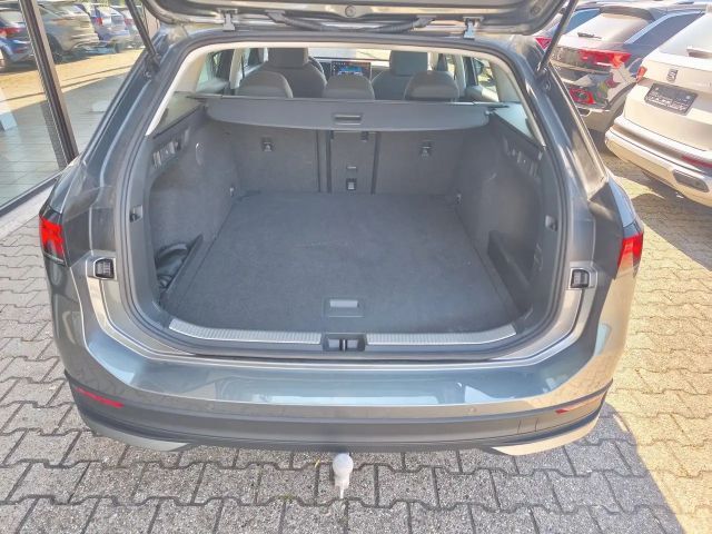 Volkswagen Passat 1.5 eTSI Variant