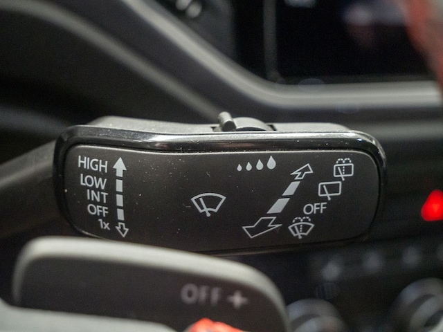 Volkswagen T-Roc 2.0 TSI DSG Sport