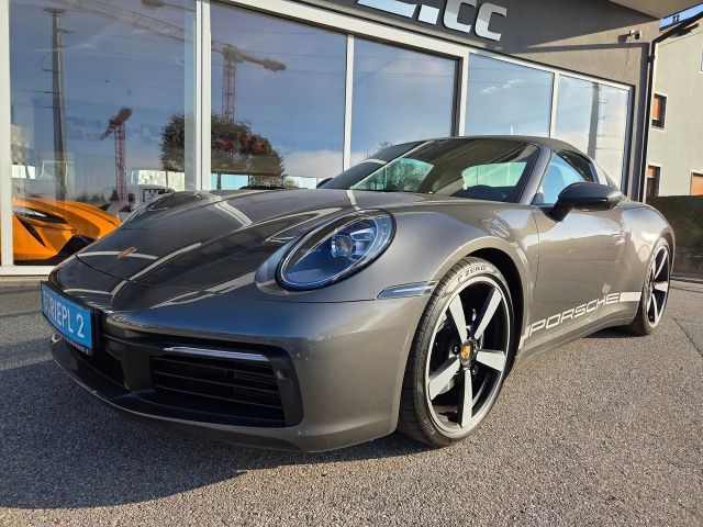 Porsche 992 4 Cabrio S Targa