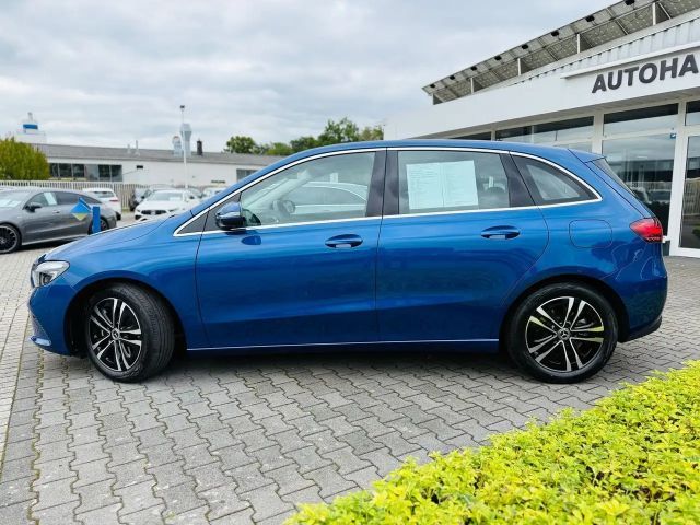 Mercedes-Benz B 200 Progressive Sedan