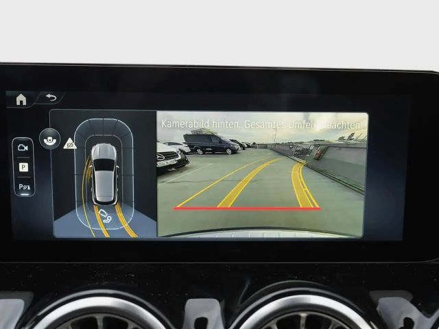 Mercedes-Benz GLA 200 AMG Line