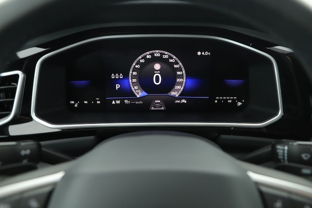 Volkswagen T-Roc 1.5 TSI DSG R-Line