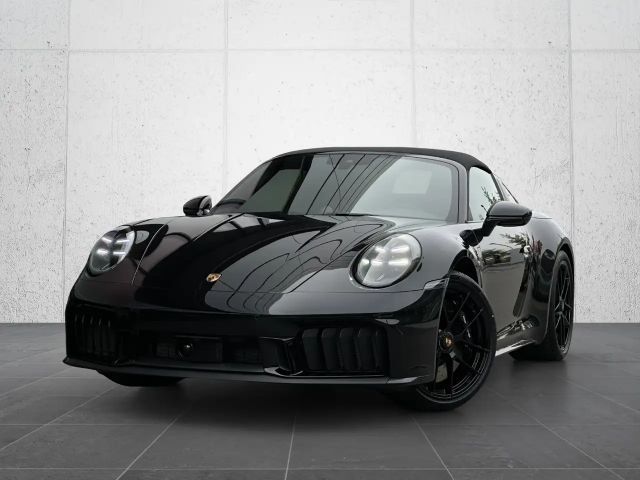 Porsche 992 4 Cabrio GTS Targa