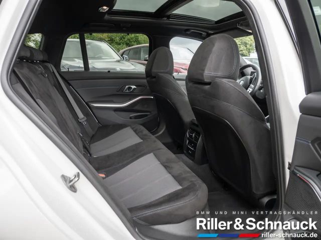 BMW 320 320d M-Sport Touring xDrive