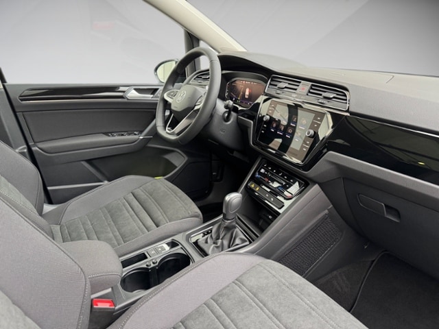 Volkswagen Touran 1.5 TSI DSG