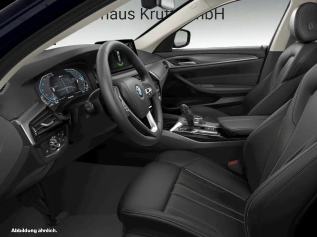 BMW 530 530e Touring xDrive