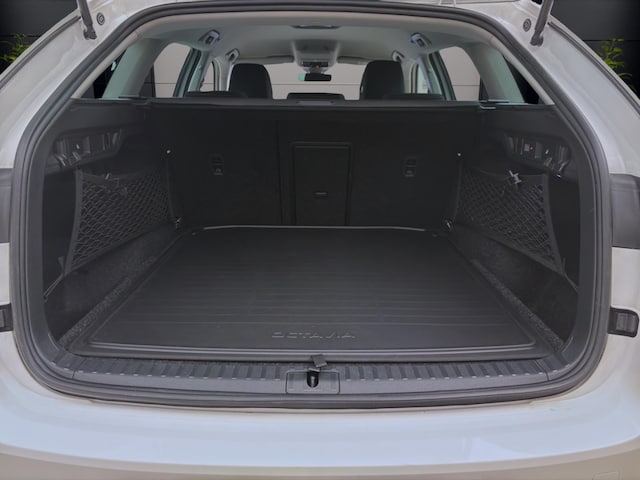 Skoda Octavia 2.0 TDI Combi Style Style