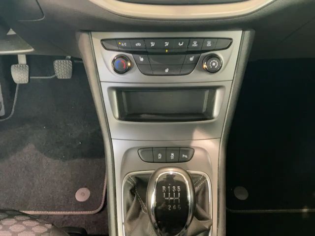 Opel Astra 1.2 Turbo Edition Turbo