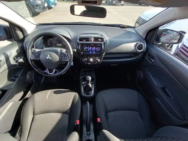 Mitsubishi Space Star Star