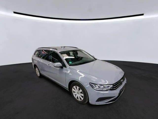 Volkswagen Passat 1.5 TSI DSG Variant