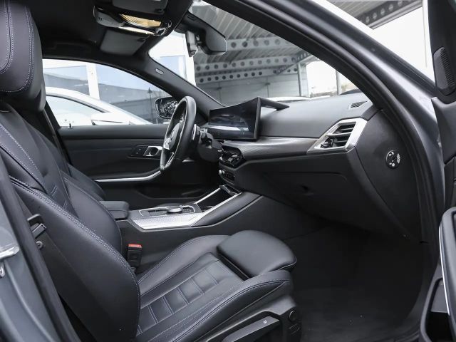 BMW 330 330i M-Sport Sedan xDrive