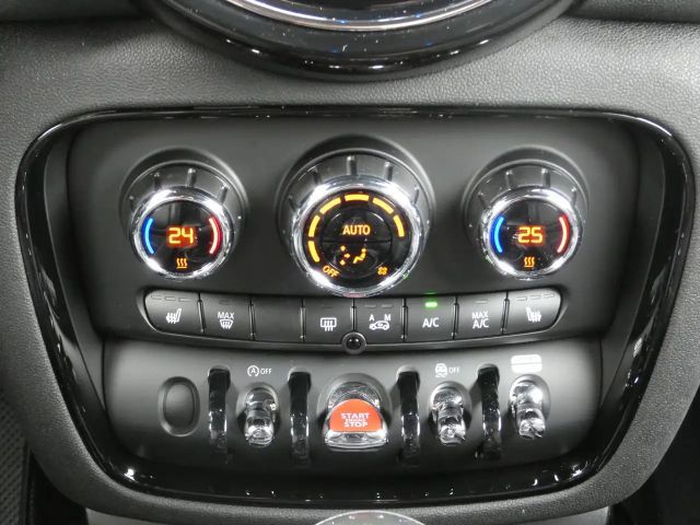 MINI Cooper Clubman DAB LED RFK Navi Komfortzg. Shz