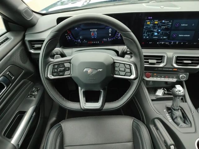 Ford Mustang Fastback GT 5.0 V8