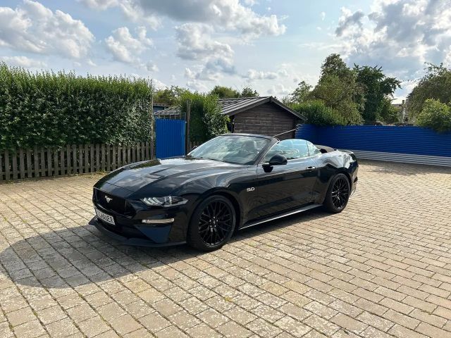 Ford Mustang Convertible GT 5.0 V8