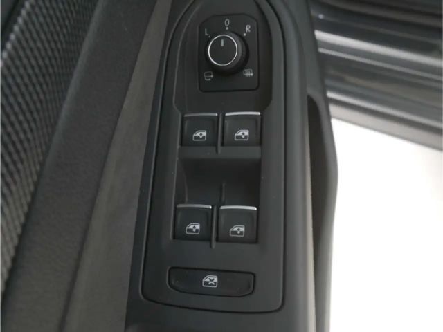 Volkswagen Golf 2.0 TSI DSG GTI Style