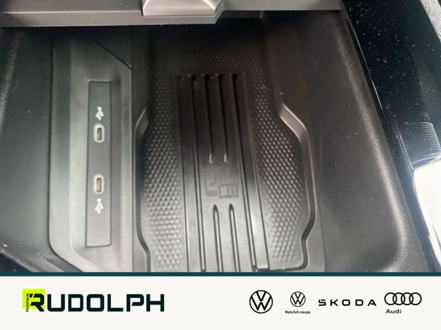 Skoda Superb 2.0 TDI Combi