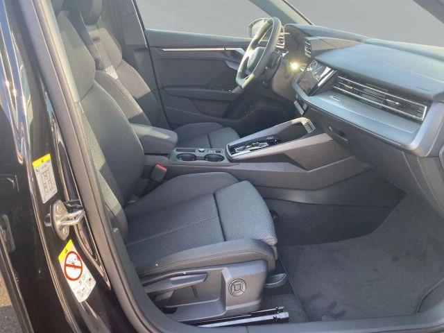 Audi A3 40 TFSI Hybride S-Tronic Sedan