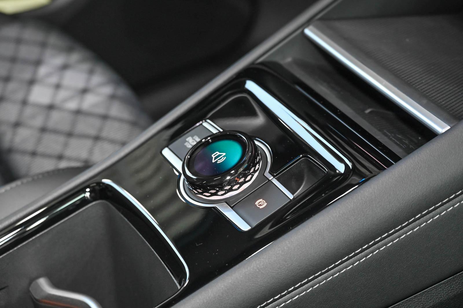 Volkswagen Tayron 2.0 TDI DSG R-Line