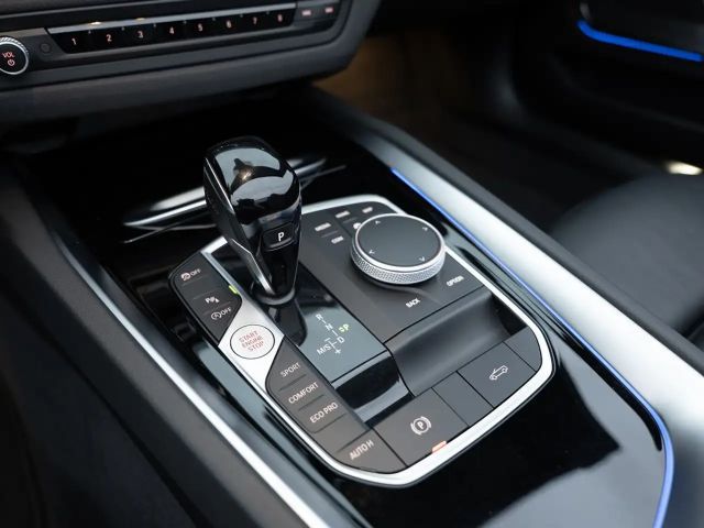 BMW Z4 40i LED HUD ACC NAVI KAMERA LEDER KEYLESS