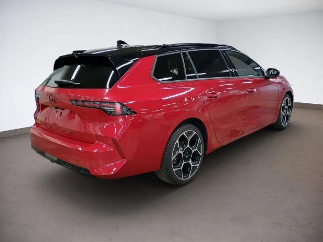 Opel Astra Sports Tourer Ultimate