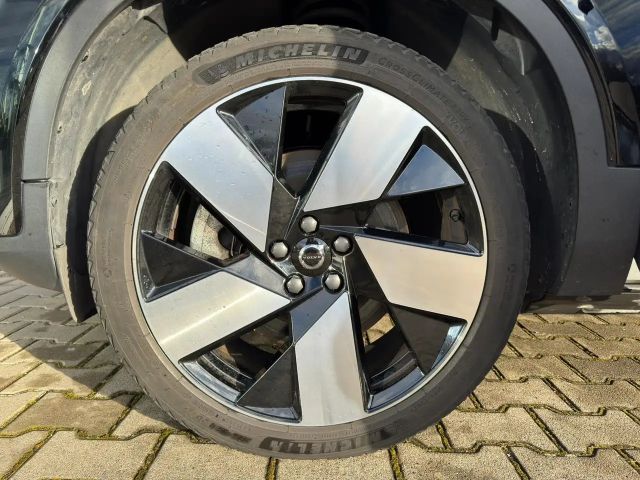 Volvo XC40 Plus Recharge Twin Engine