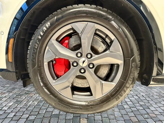 Ford Mustang Mach-E AWD