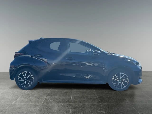 Toyota Yaris Active Hatchback Hybride