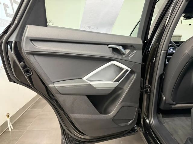 Audi Q3 35 TDI S-Tronic