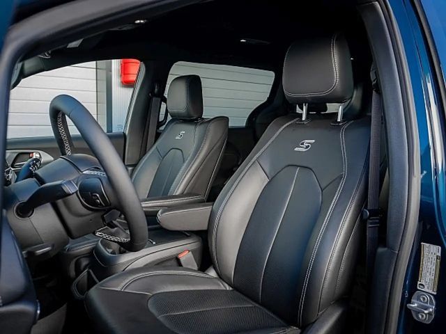 Chrysler Pacifica Touring eHybrid