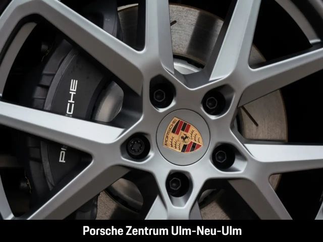 Porsche Panamera 4 E-Hybrid