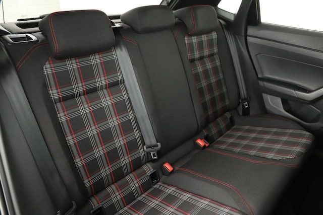 Volkswagen Polo 2.0 TSI DSG GTI