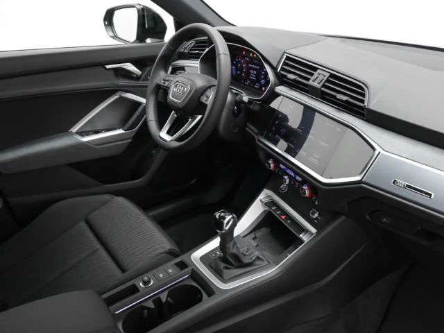 Audi Q3 35 TFSI S-Line