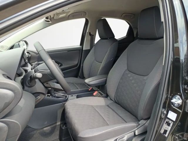 Toyota Yaris Hatchback Hybride VVT-i