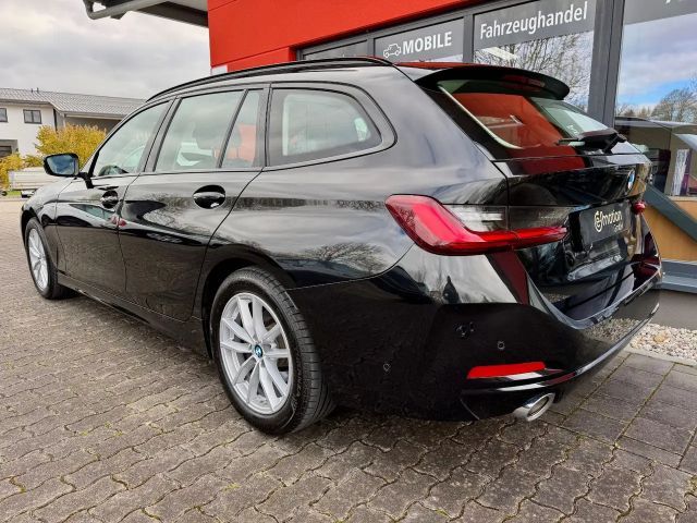 BMW 320 320i Touring