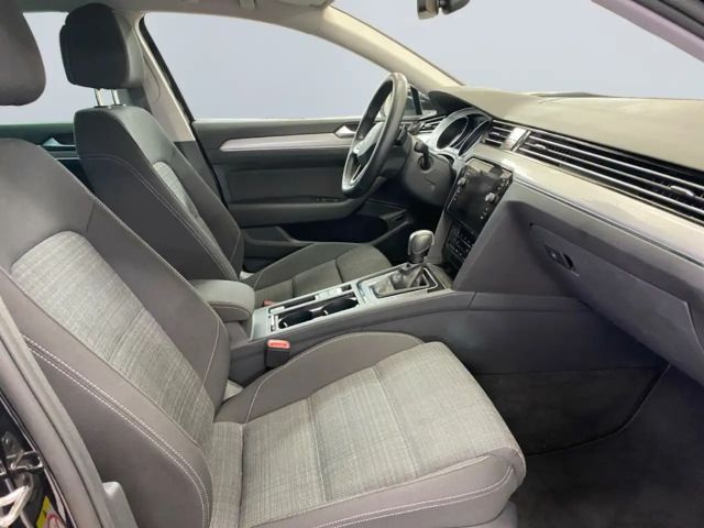 Volkswagen Passat 2.0 TDI Business DSG Variant
