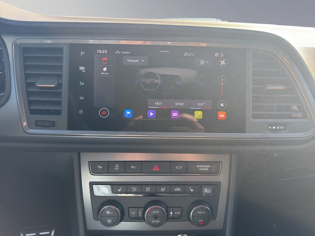 Cupra Ateca Ateca  PDC SHZ KAMERA NAVI AHK ACC FACEL. LED