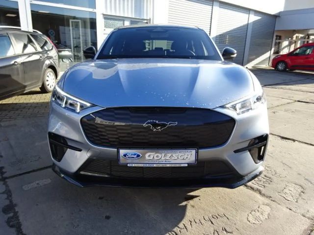 Ford Mustang Mach-E AWD GT