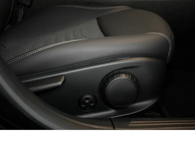 Mercedes-Benz A 180 A 180 d