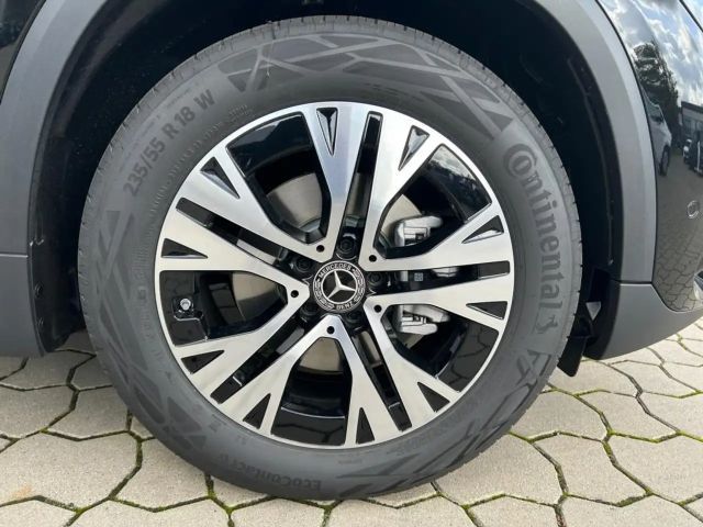 Mercedes-Benz GLA 200 Progressive