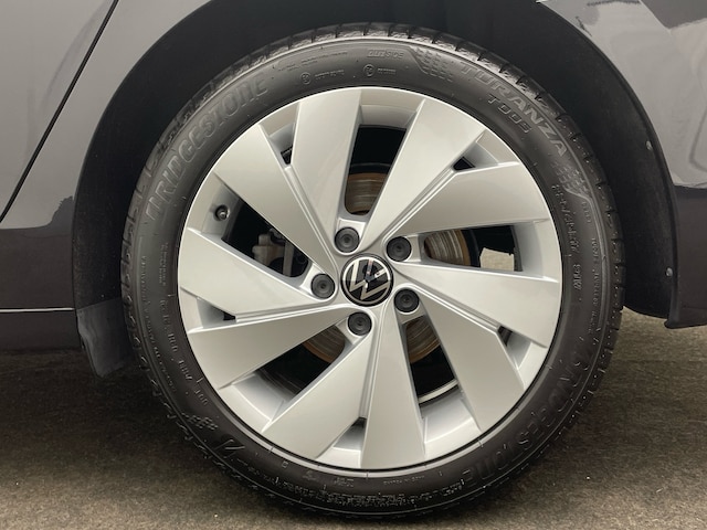 Volkswagen Golf 2.0 TDI DSG Golf VIII Variant