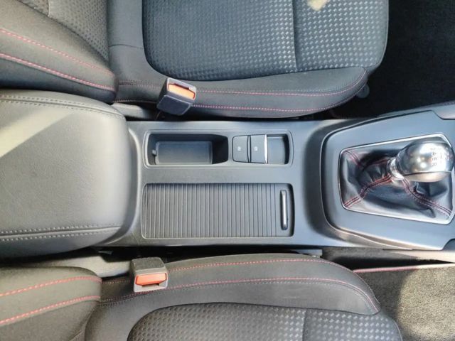 Ford Focus ST Line Wagon