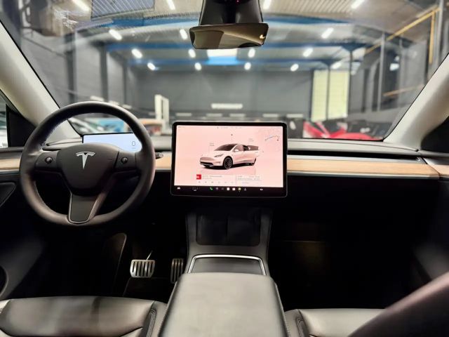 Tesla Model Y Performance