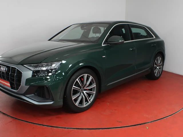 Audi Q8 55 TFSI S-Line
