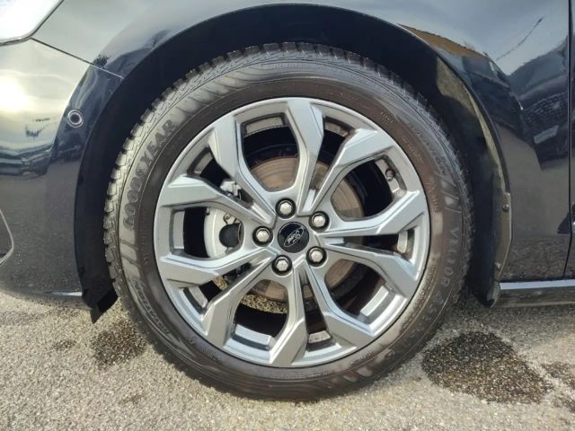 Ford Focus ST Line Wagon