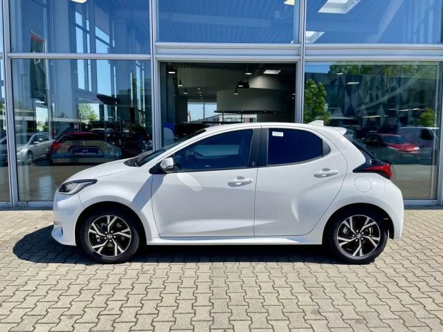 Toyota Yaris Hatchback Hybride VVT-i